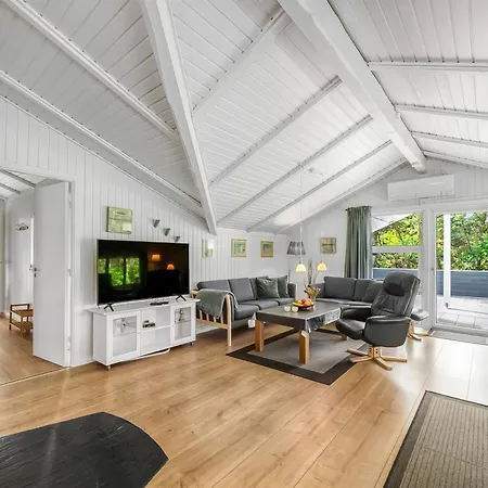 Penka - 550m To The Fjord By Interhome Feriehus